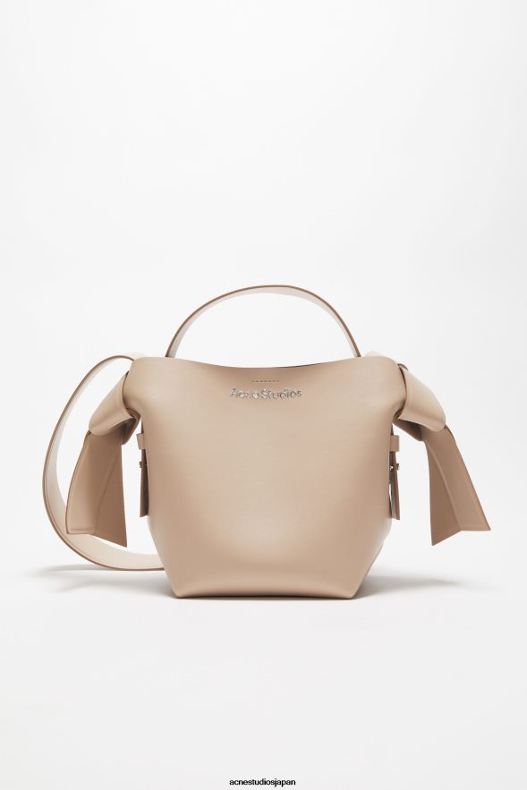 Acne Studios ショルダーバッグ ☆AcneStudios☆ムスビミディアムレザーショルダーバッグ (Acne